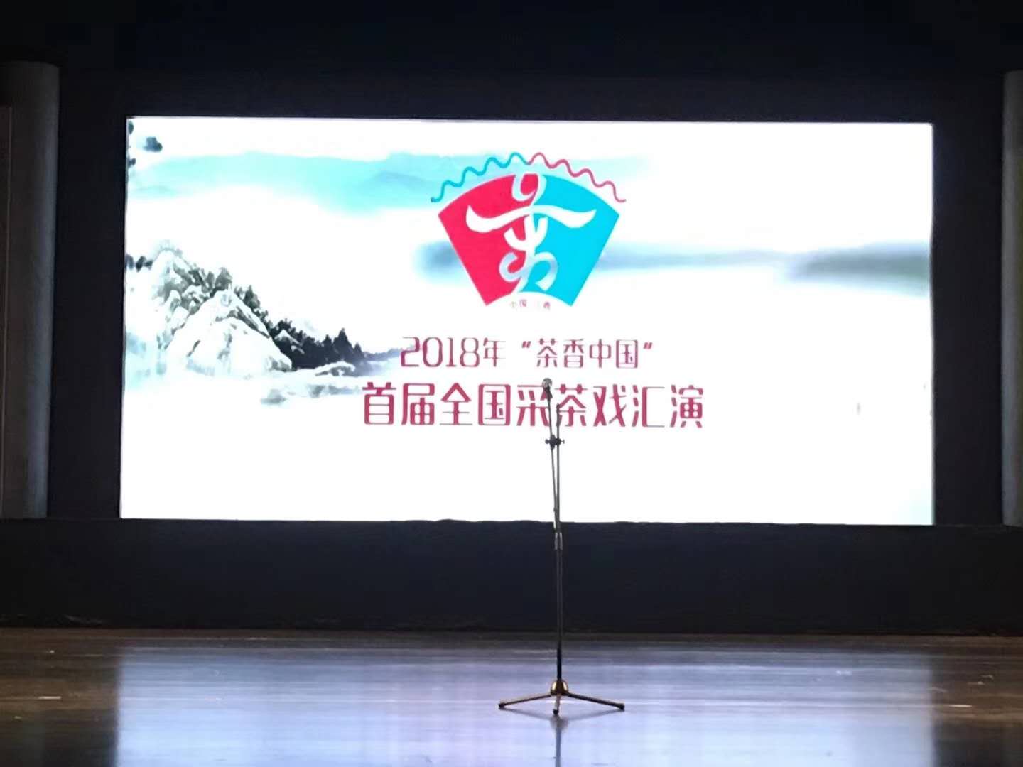 &#19975;&#35937;&#22478;&#23448;&#32593;&#28216;&#25103;&#20013;&#24515;&#65288;&#20013;&#22269;&#65289;&#23448;&#26041;&#32593;&#31449;