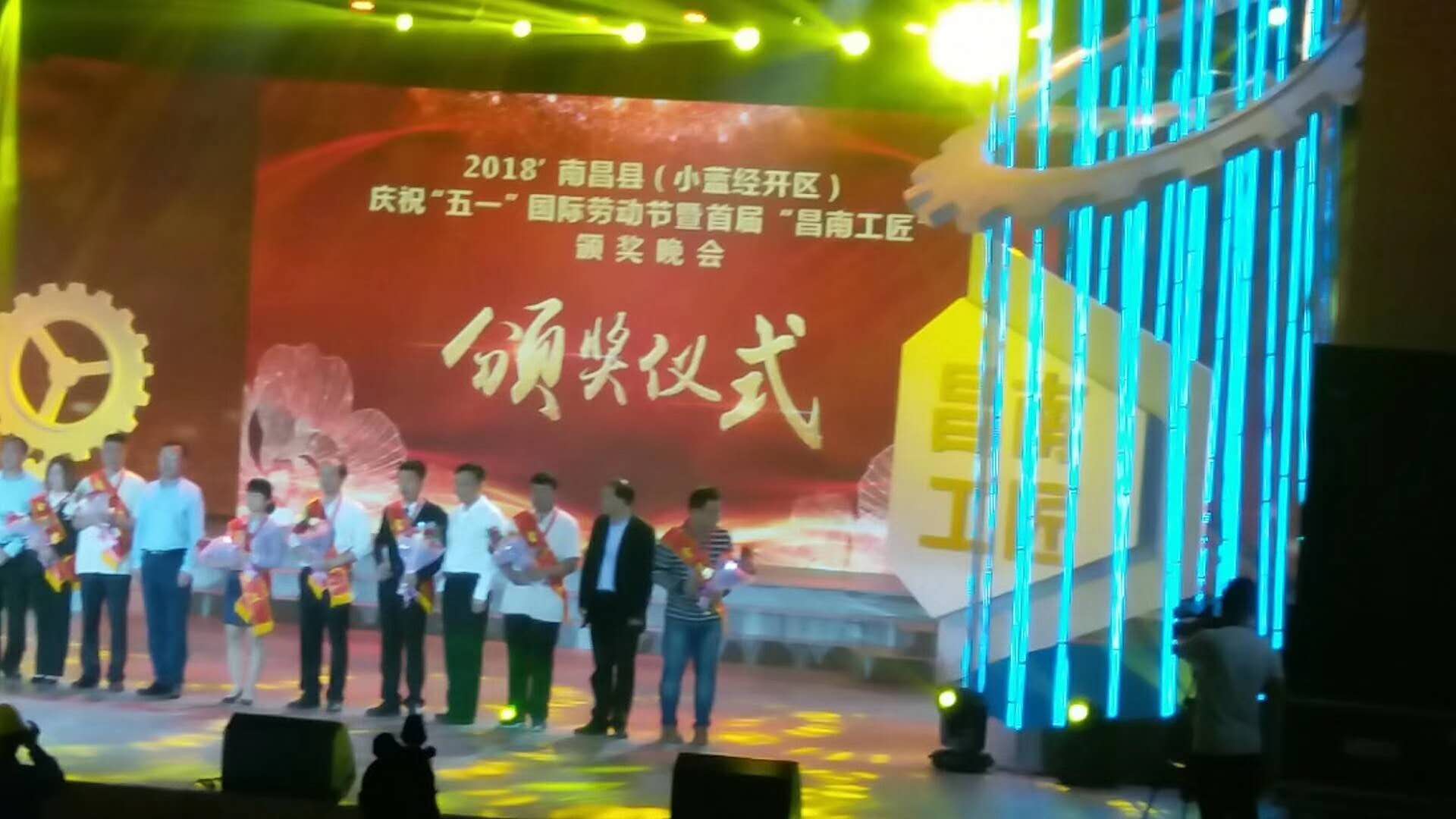 &#19975;&#35937;&#22478;&#23448;&#32593;&#28216;&#25103;&#20013;&#24515;&#65288;&#20013;&#22269;&#65289;&#23448;&#26041;&#32593;&#31449;