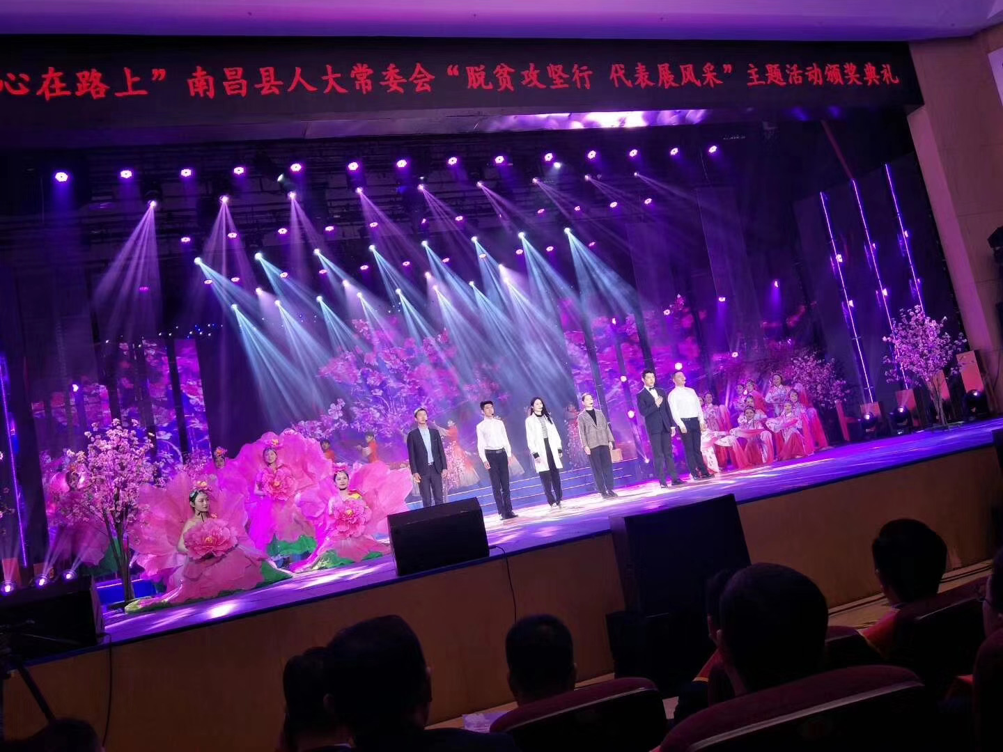 &#19975;&#35937;&#22478;&#23448;&#32593;&#28216;&#25103;&#20013;&#24515;&#65288;&#20013;&#22269;&#65289;&#23448;&#26041;&#32593;&#31449;